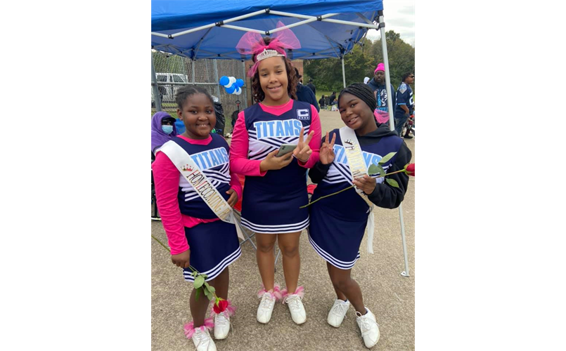 Great D1 games on Sunday - Titans Youth Football and Cheer